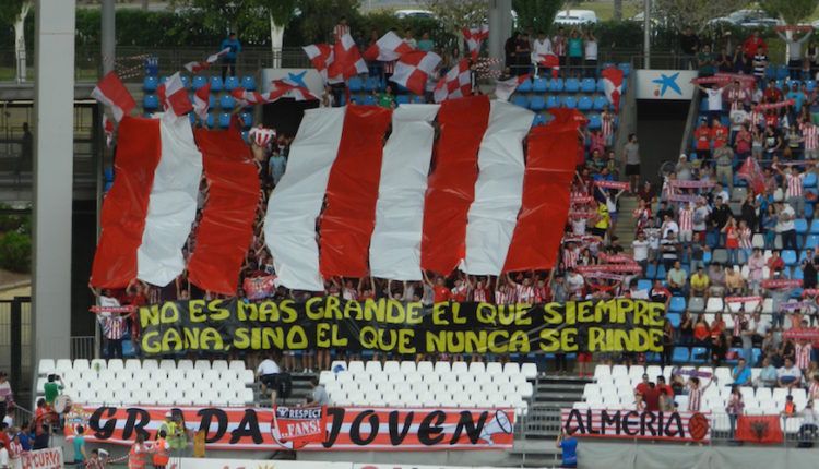 Grada-joven-con-el-valencia