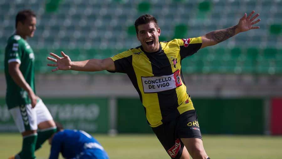 Adrián durante el partido ante el Toledo. Foto:LVDG