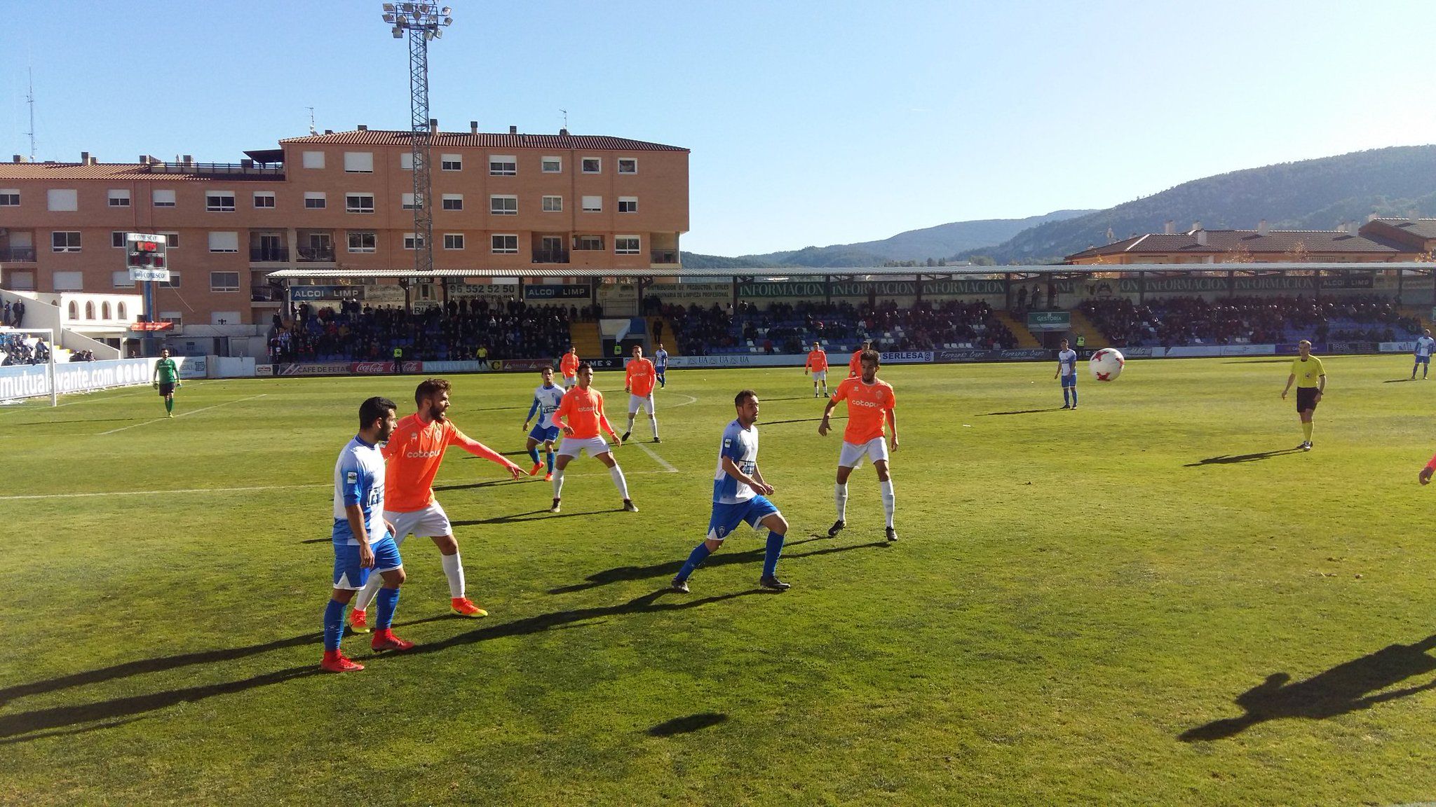 Instante del derbi entre Alcoyano y Ontinyent. / CD Alcoyano.