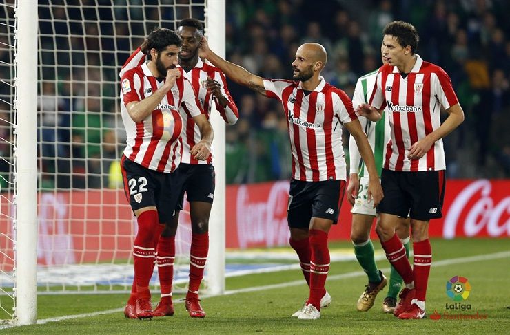 Raúl García, celebrando su gol. Imagen vía La Liga