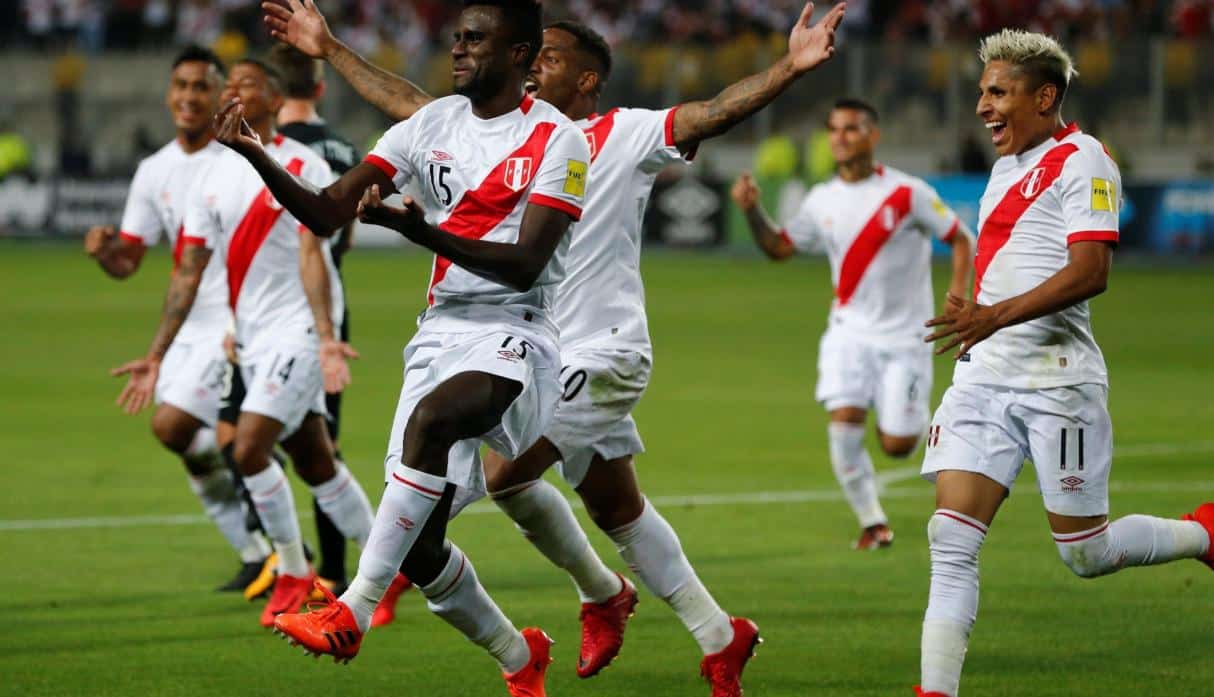 Celebración del segundo gol peruano/trome.pe