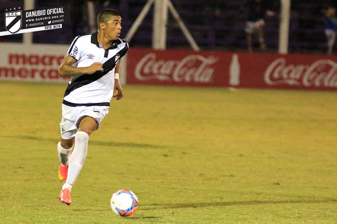 Graví durante un encuentro con el Danubio | Imagen: Danubio FC