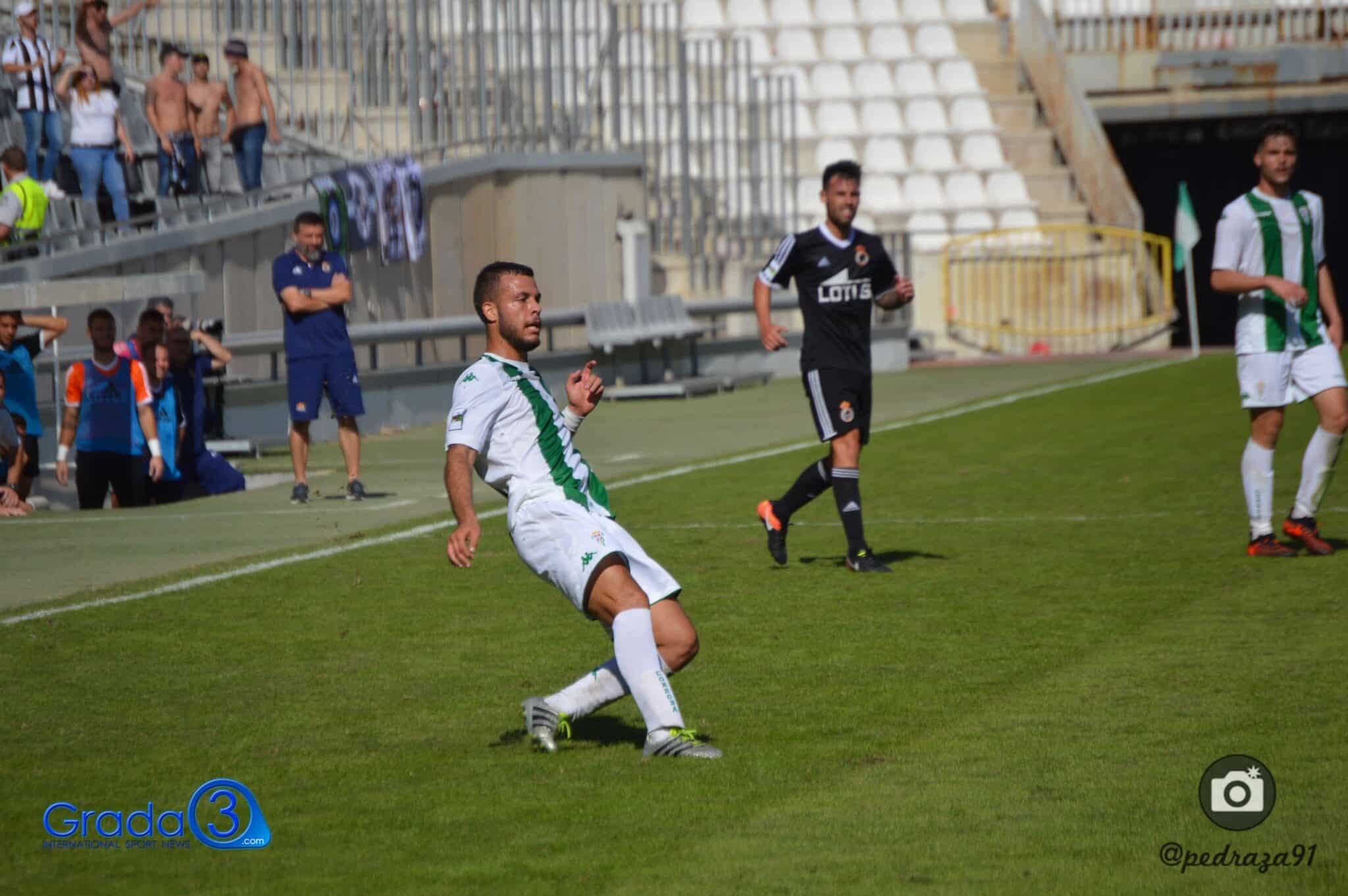 Rubén García durante el encuentro frente al Linense | Imagen: Jose Luis Pedraza (Grada 3)