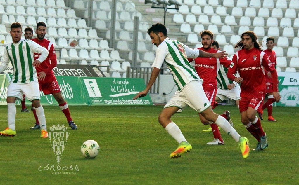 Detalle del Cordoba B-San Fernando de hace un año