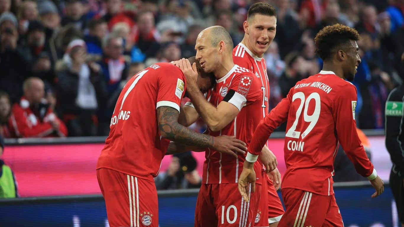 Jugadores del Bayern celebrando uno de los goles. Vía fcbayern.com