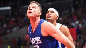 Blake Griffin y Tobias Harris en un enfrentamiento en esta temporada (Fuente: NBA).