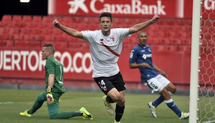 Marc Gual celebra un tanto frente al Getafe en la campaña 2016/2017