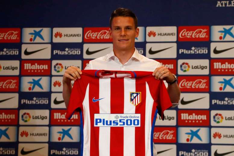 Gameiro en su presentación / Foto: atleticodemadrid.com