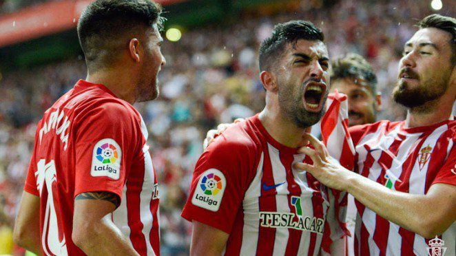 Michael Santos celebra un gol del Sporting