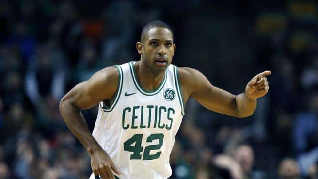 Al Horford anotó 14 puntos en la victoria. FOTO: @caminolimpicoTV
