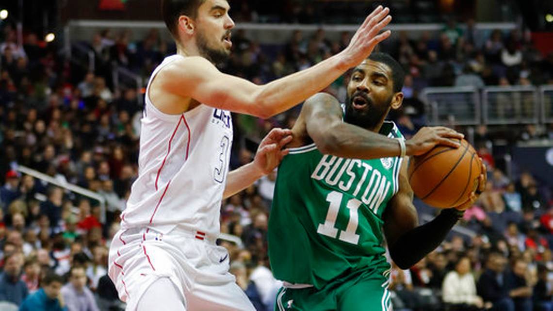 Irving acabó con 28 puntos. FOTO: @Paugana