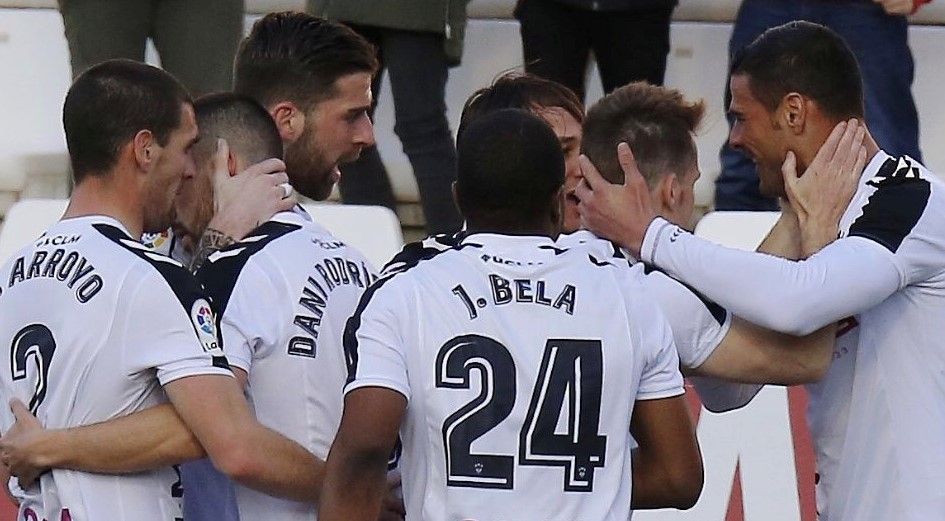 Los jugadores del Albacete celebran el gol de Aridane | Foto: Albacete Balompié