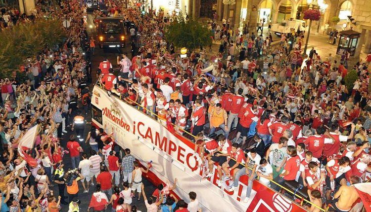 Celebración del ascenso del Granada CF en 2010
