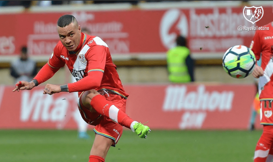 Raúl de Tomás, protagonista de la jornada con su hat trick. Fuente: Rayo Vallecano.