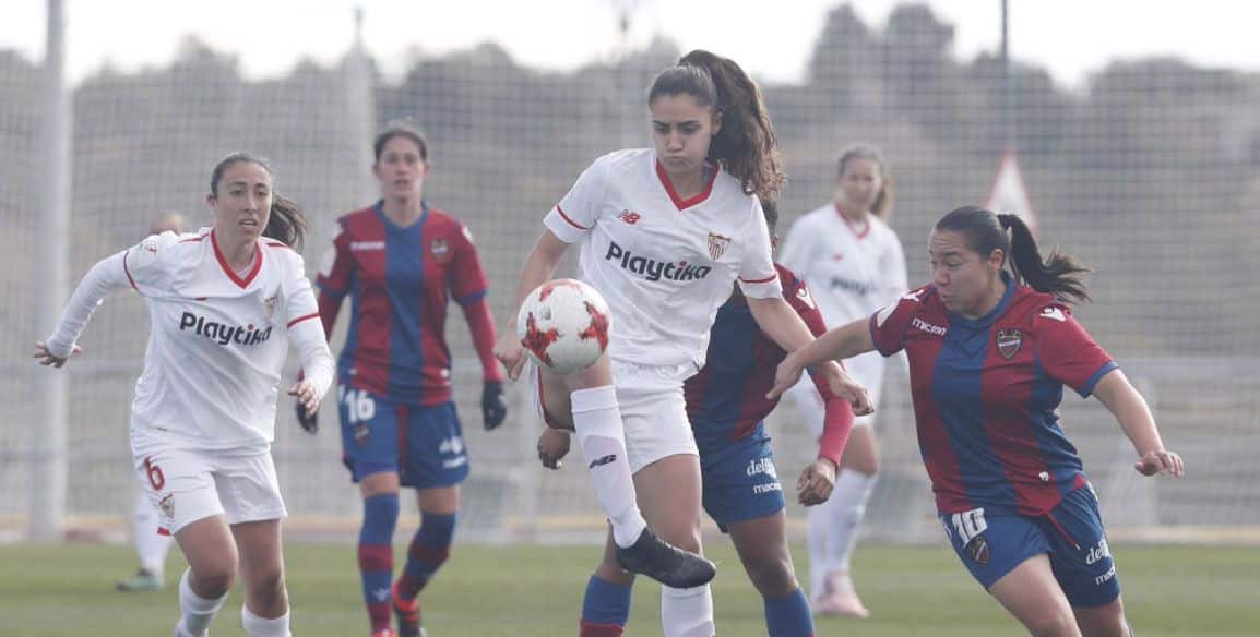 Foto correspondiente al partido de la 19ª Jornada de la Liga Iberdrola que enfrentó al Levante UD-Sevilla FC | Fuente: Cuenta de Twitter Oficial del Sevilla FC Femenino