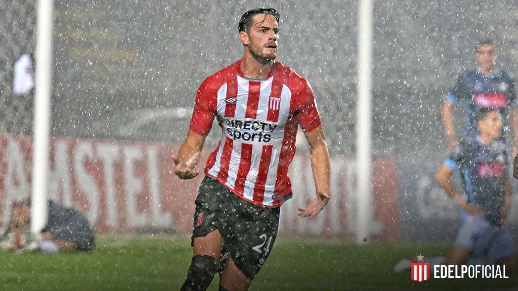 Estudiantes goleó en su estadio