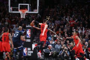 Tapón de Nurkic durante un ataque de Minnesota (Fuente: Portland Trail Blazers).