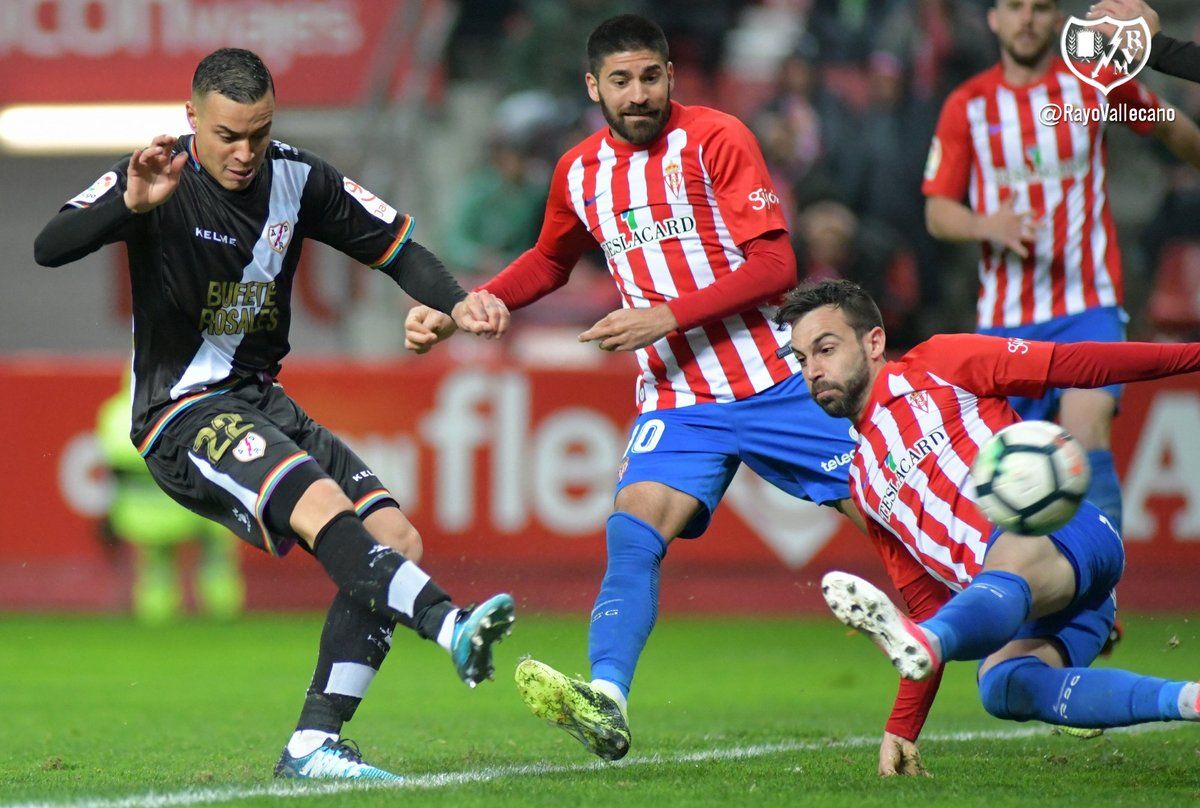 De Tomás dispuso de varias ocasiones para marcar / Foto: Rayo Vallecano
