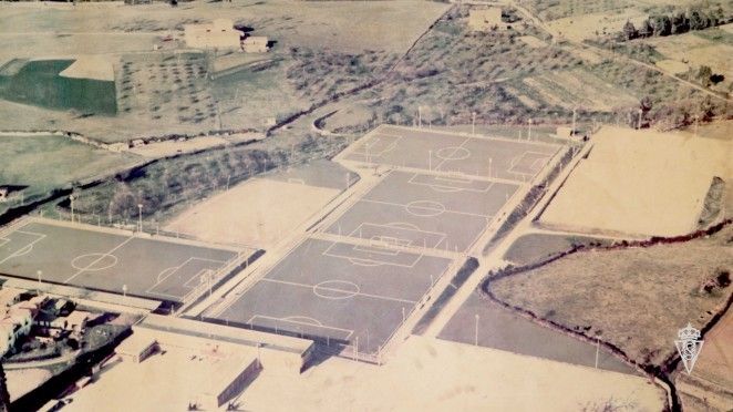 La Escuela de Fútbol de Mareo durante las obras de construcción en 1977