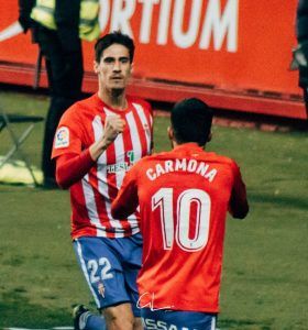 Pablo Pérez celebra el 3-0 con Carmona