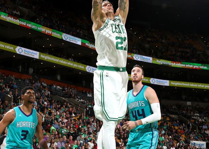 Los Celtics superan con facilidad a los Magic en Orlando 2 Los Celtics superan con facilidad a los Magic en Orlando