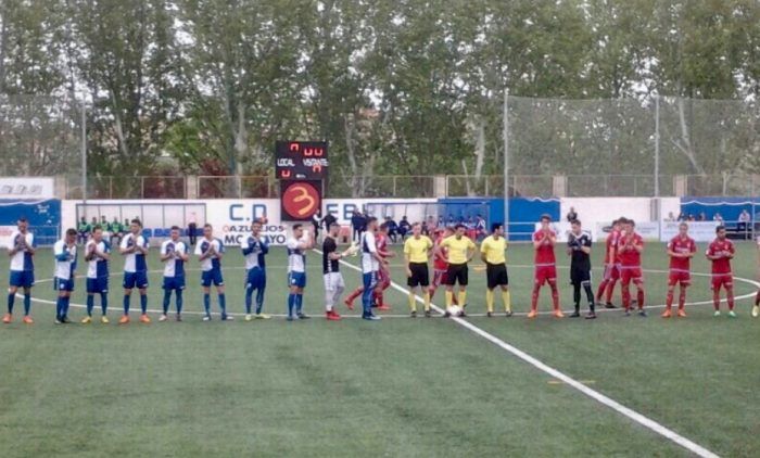 Saludo inicial entre Ebro y Deportivo Aragón