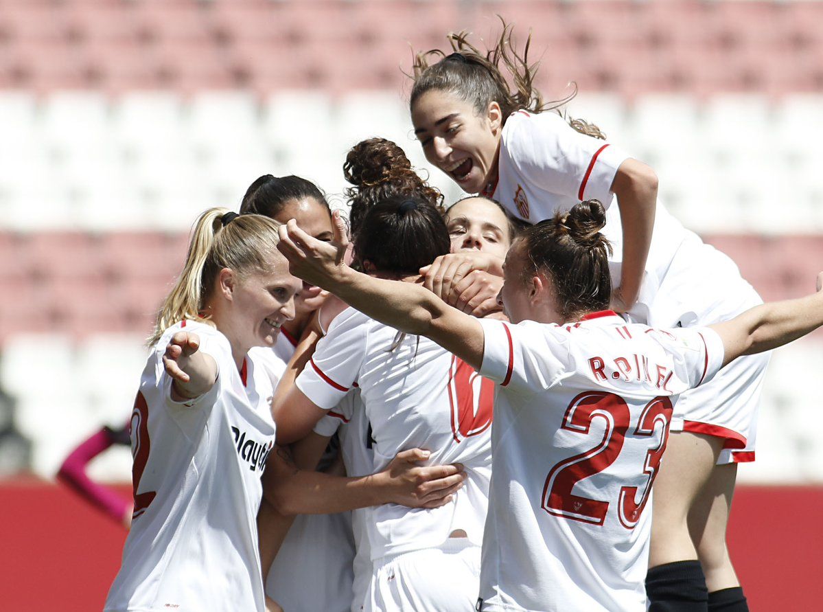 Celebración jugadoras Sevilla.Foto: @SevillaFC_Fem
