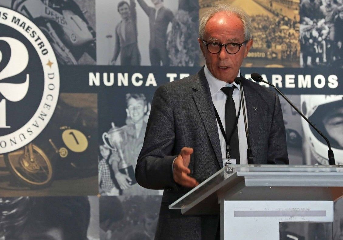 Vito Ippolito, presidente de la Federación Internacional de Motociclismo (FIM). Vía: motorpasionmoto.com