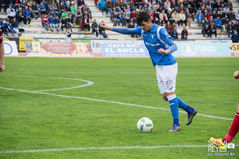 Francis Felardo en una imagen de la temporada pasada con la camiseta del San Fernando CD