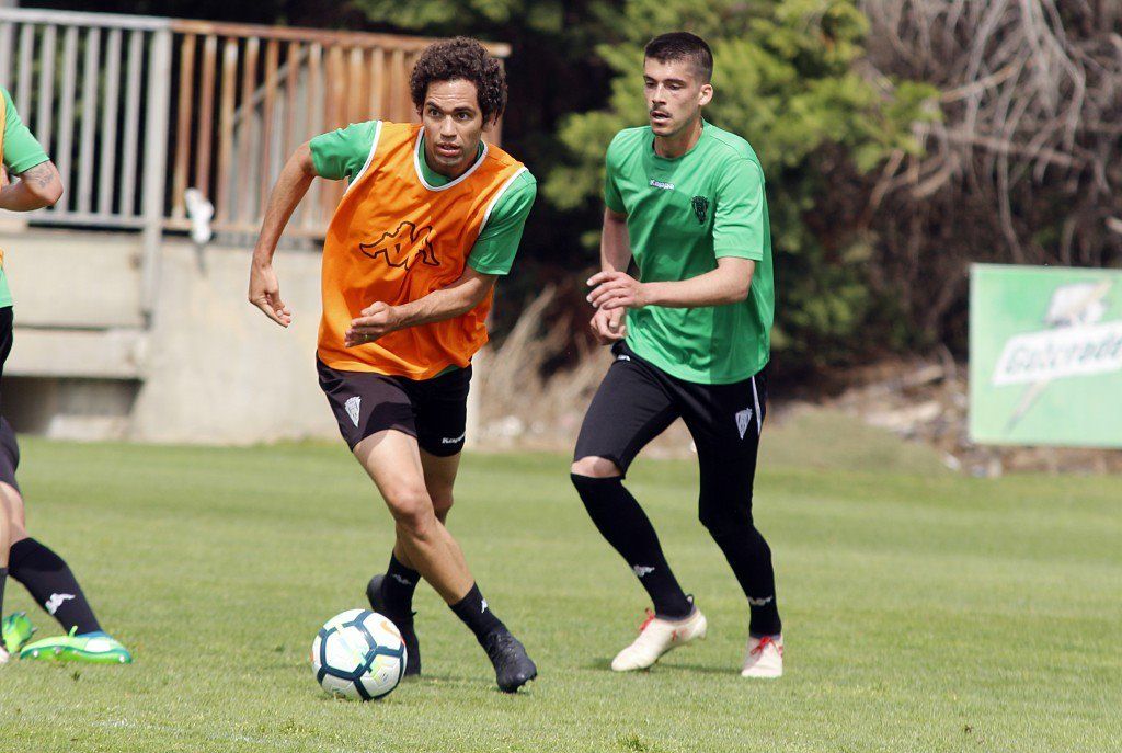 Quim Araujo ejercitándose. foto vía Córdoba CF