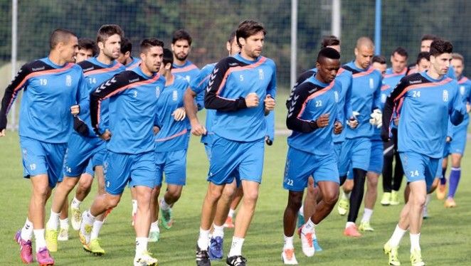 La plantilla del Real Oviedo en un entrenamiento. / Fuente: www.realoviedo.es