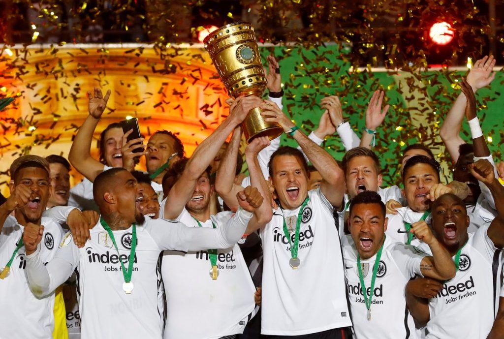 El Eintracht se quedó con la Pokal