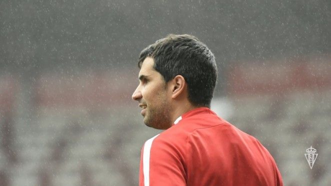 Álex López en su etapa en el Sporting