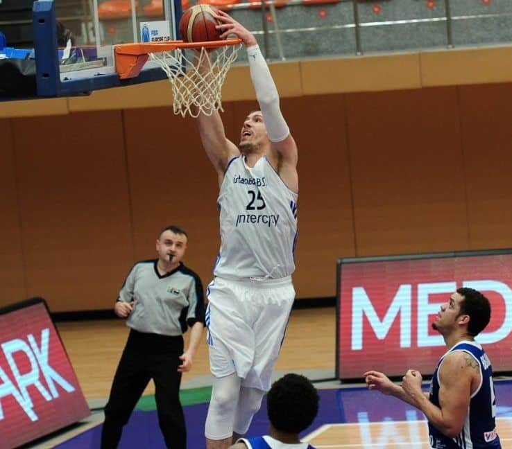 Iván Buva
Fuente:http://www.istanbulbbsk.org/