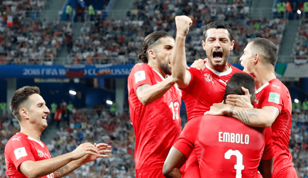 Suiza cumple ante Costa Rica y sella su pase a octavos