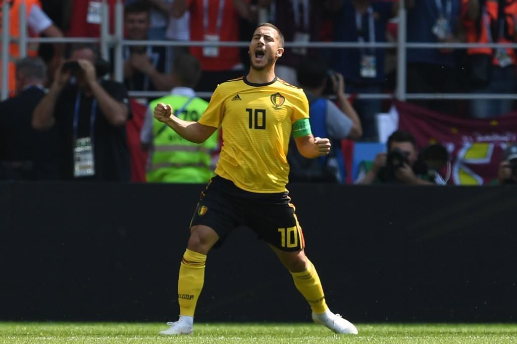 Hazard celebrando uno de sus dos goles