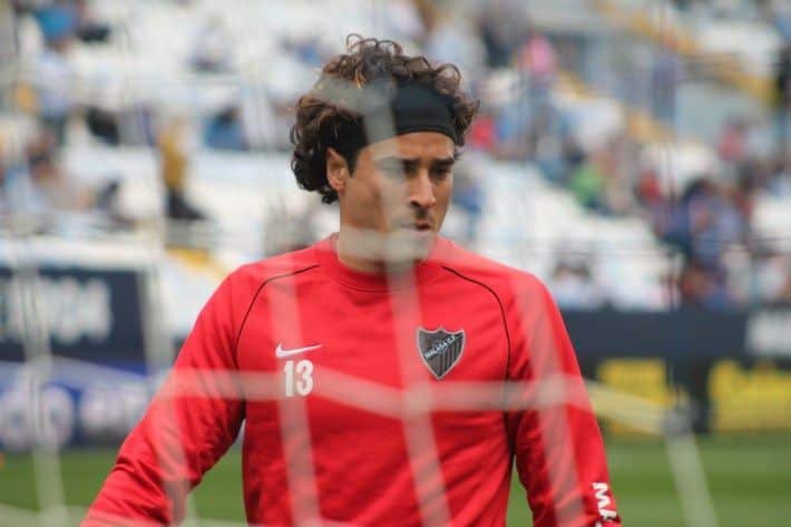 Guillermo Ochoa, defendiendo la portería del Málaga CF. Foto Sergio Gil para Grada3.com