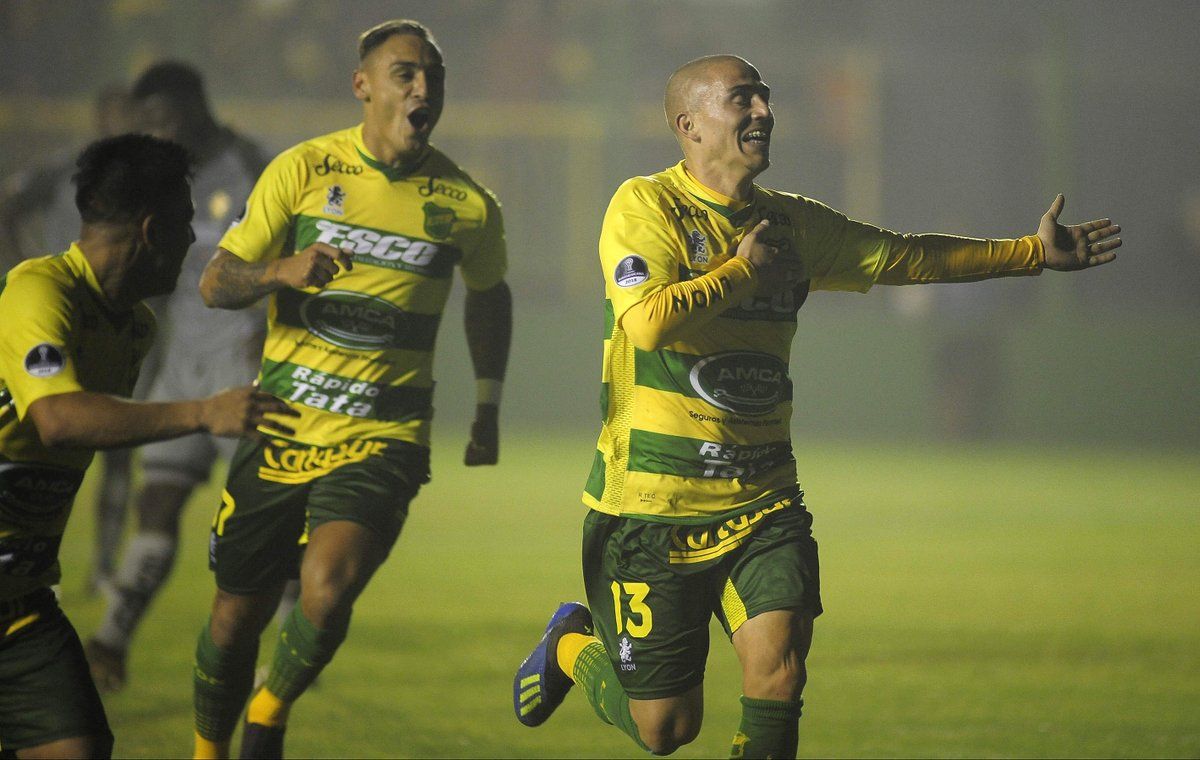 Almeida celebrando su gol / TyC Sports
