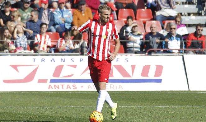 Saveljich durante su primera etapa en la UD Almería (www.udalmeriasad.com)
