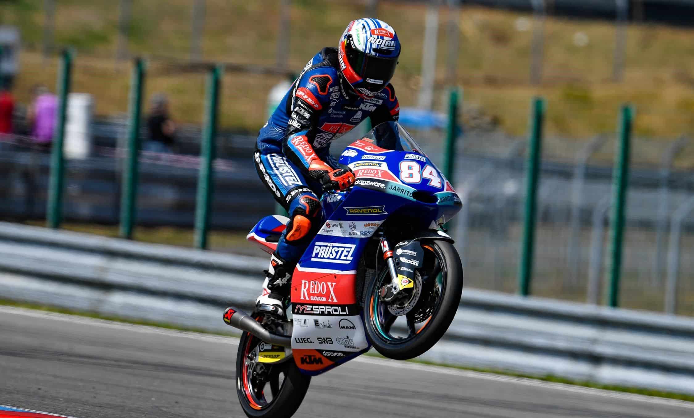 Kornfeil celebra su primera pole / Fuente: motogp.com