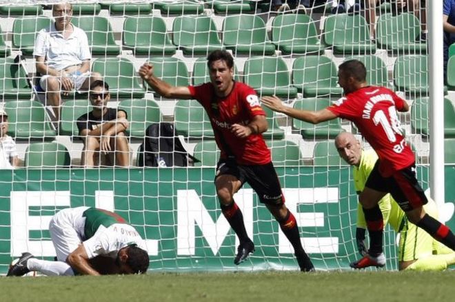 Abdón celebra el 0-1 (Fuente: elmundo.es)