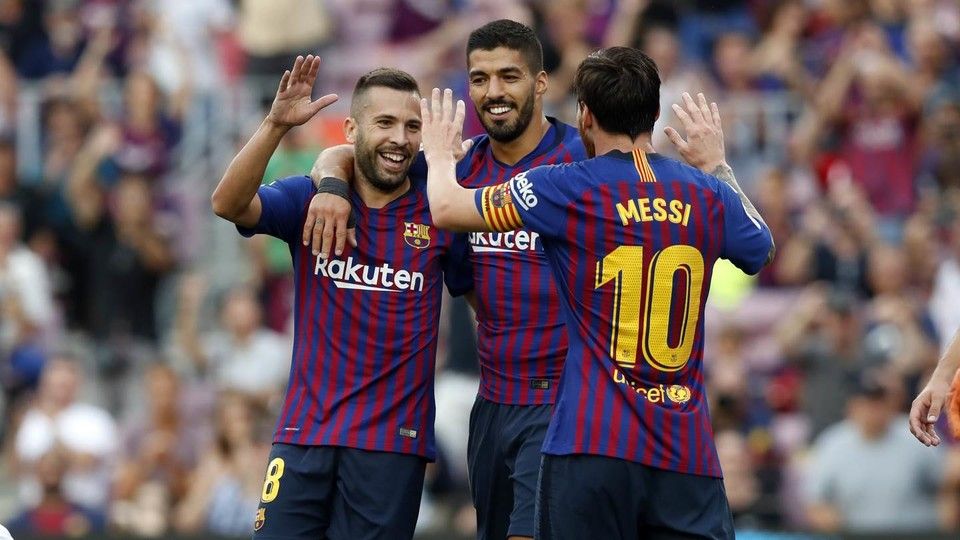 Alba, Suárez y Messi celebran uno de los goles del partido. Foto: Miguel Ruiz