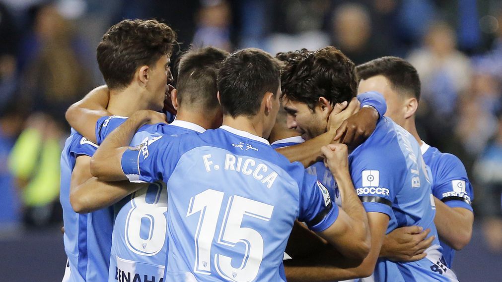 El equipo malaguista celebrando otro gol en la Rosaleda.Foto La Opinión de Málaga.