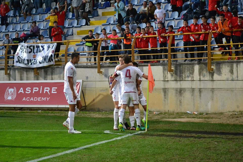 Facebook Cultural y Deportiva Leonesa