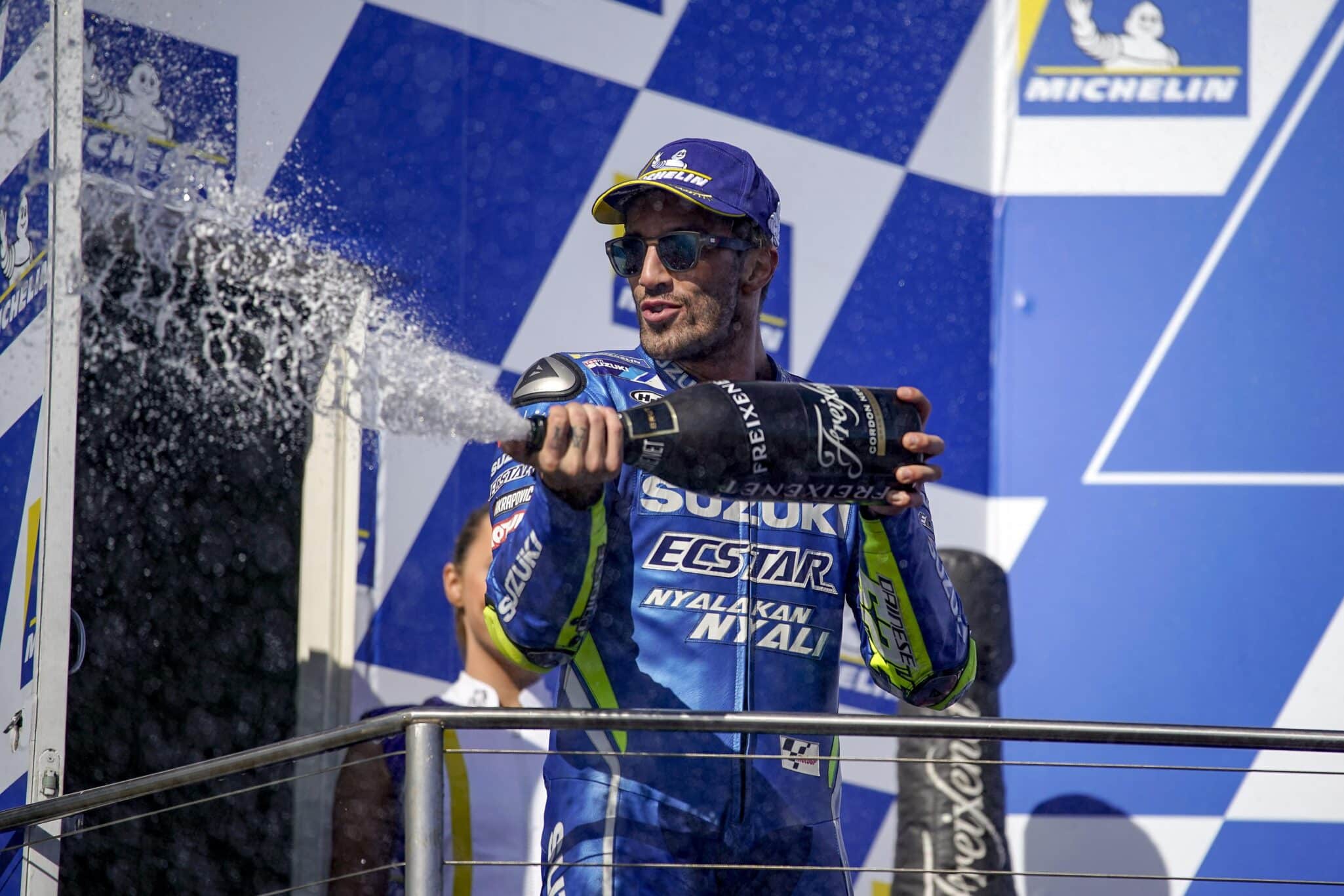 Vía suzuki-racing.com