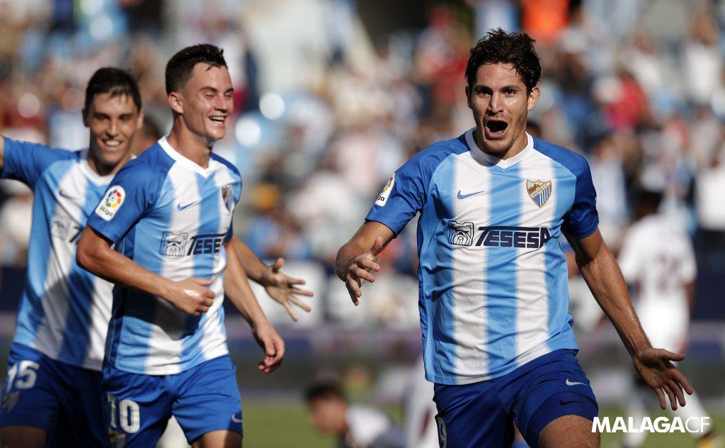 Un doblete de Leschuk hace más líder al Málaga. Fuente: Málaga C.F.