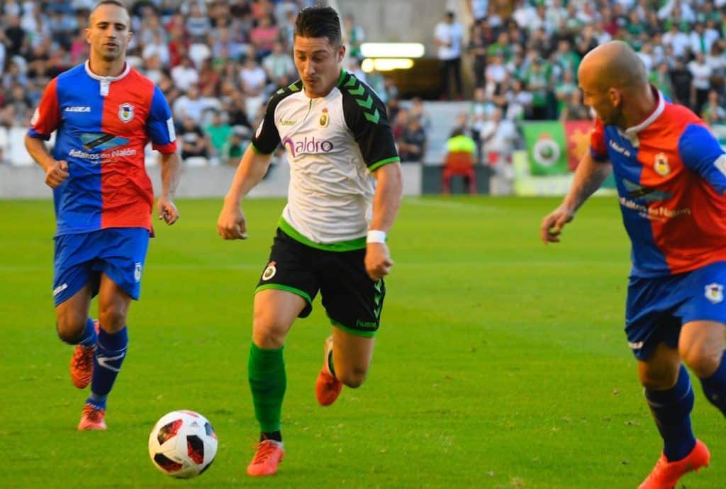 El Racing sigue intratable en casa