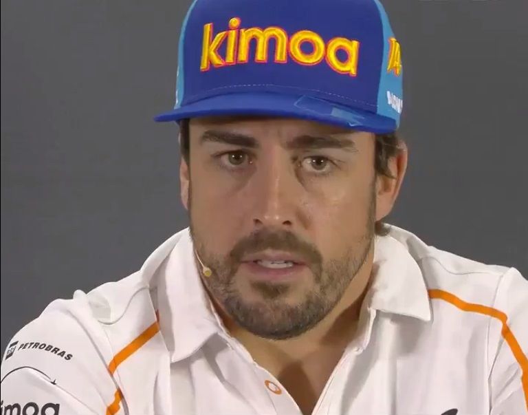 Alonso declara ante la prensa - Captura: Twitter @F1
