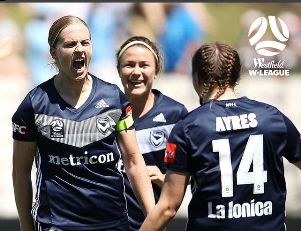 Con una Natasaha Dowie brillante, Victory se sube a lo más alto de la tabla (foto: Instagram W-League)