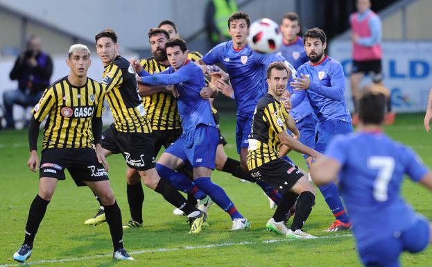 El Bilbao Athletic viene de empatar en Lasesarre frente al Barakaldo